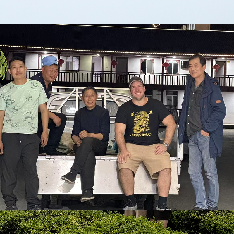 2025年4月10日美籍友人（罗文先生）参观体验