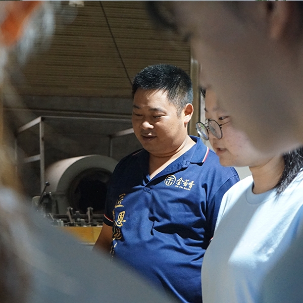 2025年7月6日华中农业大学食品科技学院到金苔香茶业开展社会实践活动