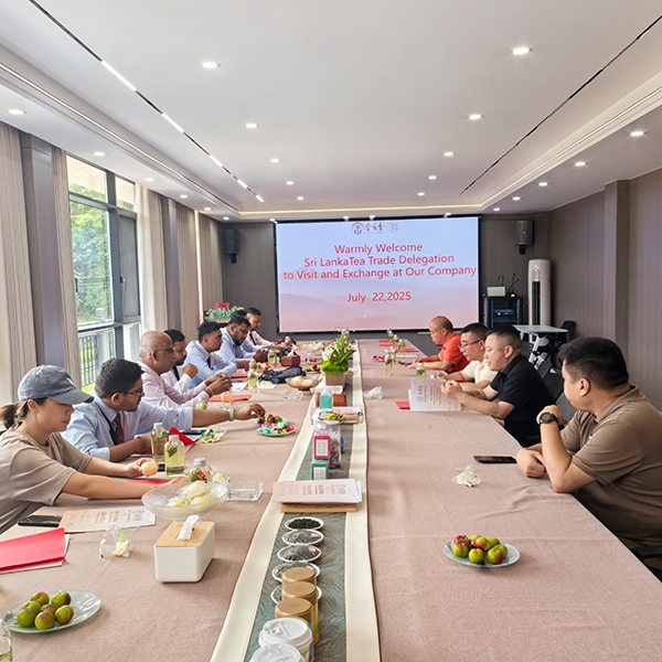 2025年7月22日斯里兰卡茶叶商贸代表团探访金苔香茶业生产基地